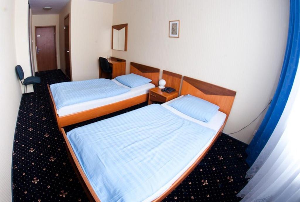 Hotel Naramowice Poznan Room photo